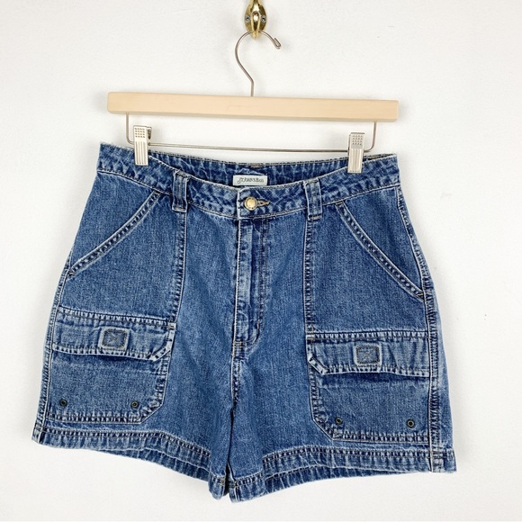 St. John's Bay Shorts Vtg Y2k St Johns Bay Womens Denim Cargo Shorts Sz 8 Poshmark